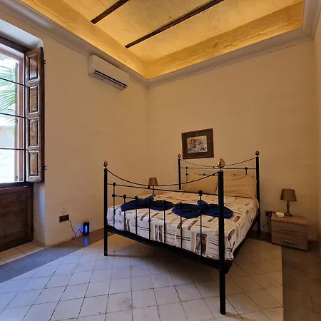 Σπίτι διακοπών 5-bedroom Town House