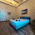 Nyaraló 5 Bedroom Townhouse With Rooftop Terrace 20m From Promenade Sliema