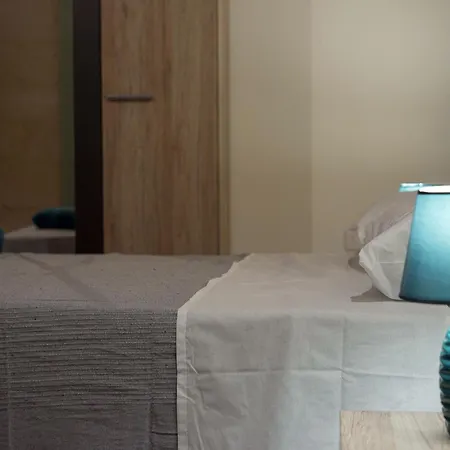 5-bedroom Town House * Sliema