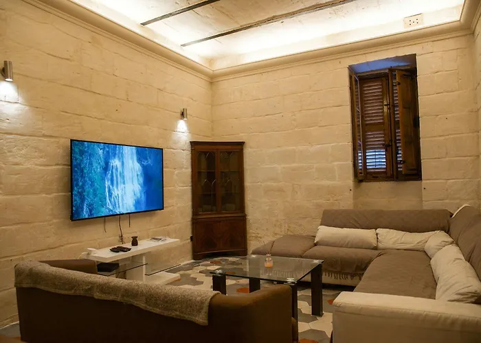 5-bedroom Town House 度假居 斯利马