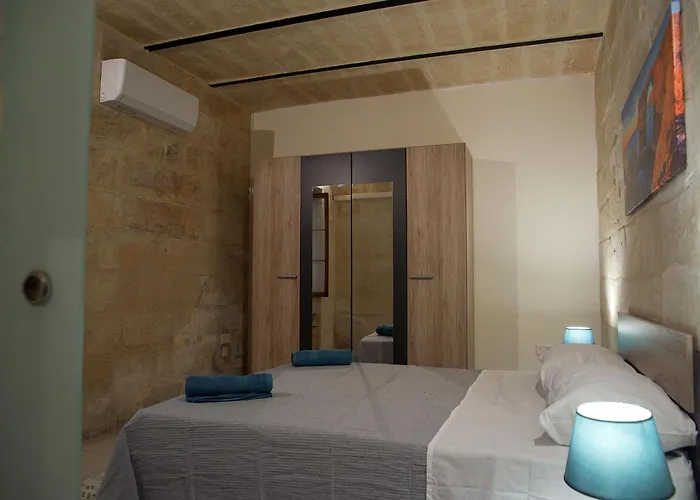 5-bedroom Town House 度假居 斯利马