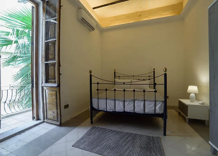 5-bedroom Town House Sliema