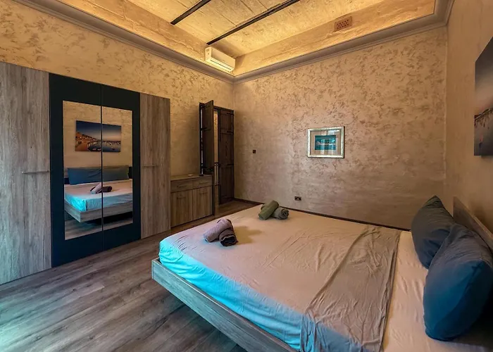 5-bedroom Town House Holiday home *