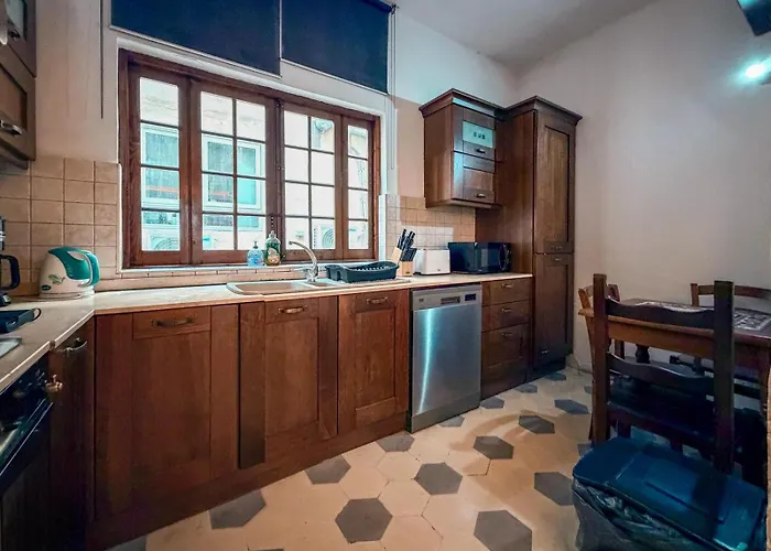 Holiday home 5-bedroom Town House *