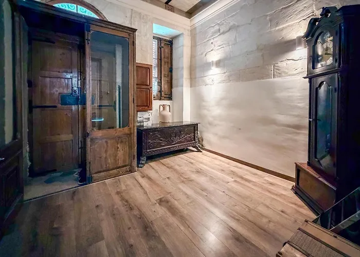 5-bedroom Town House Holiday home