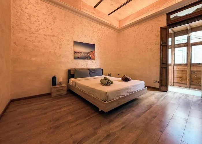 5-bedroom Town House Sliema