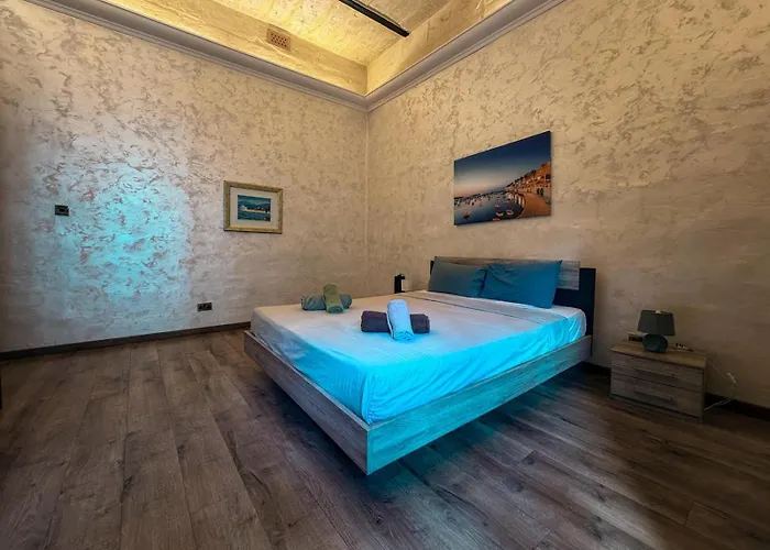 Holiday home 5-bedroom Town House Sliema